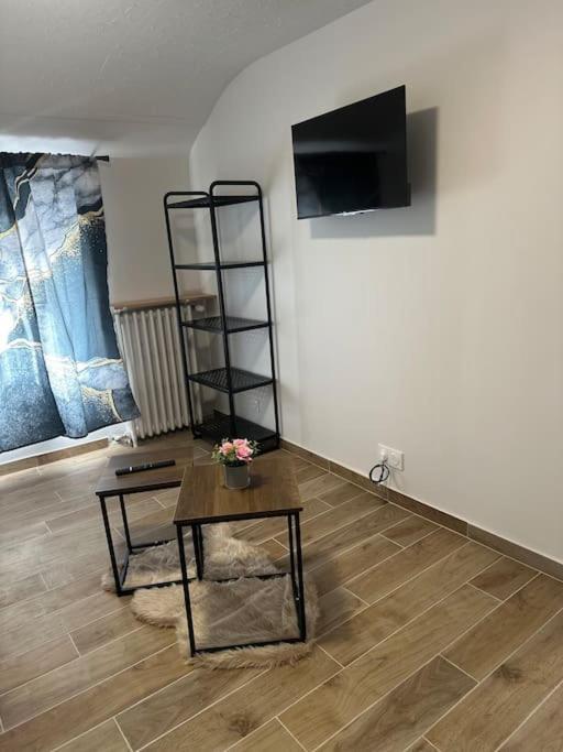 Charmante Studio Ligne 13 Tram 5 Saint Denis Pierrefitte-sur-Seine Ngoại thất bức ảnh